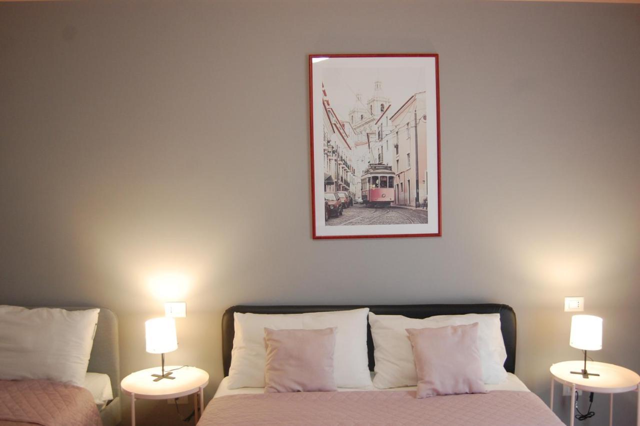 Dimora 81 Bed and Breakfast Syracuse Buitenkant foto